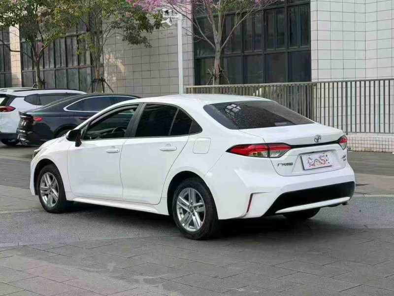 佛山23年丰田雷凌6