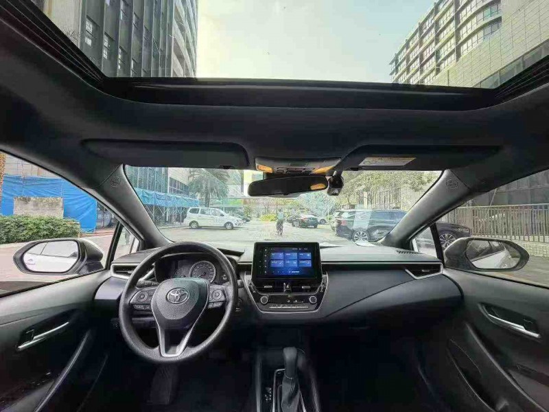 佛山23年丰田雷凌8