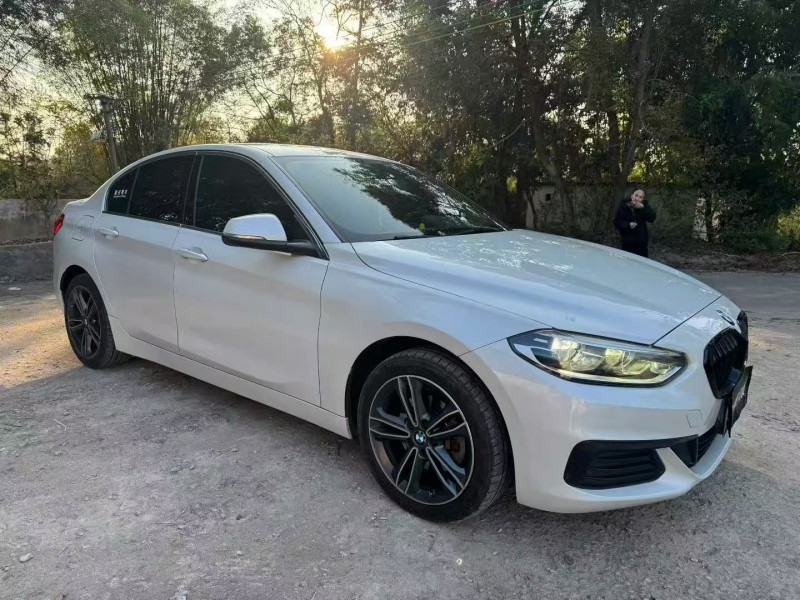 广州20年宝马1系2