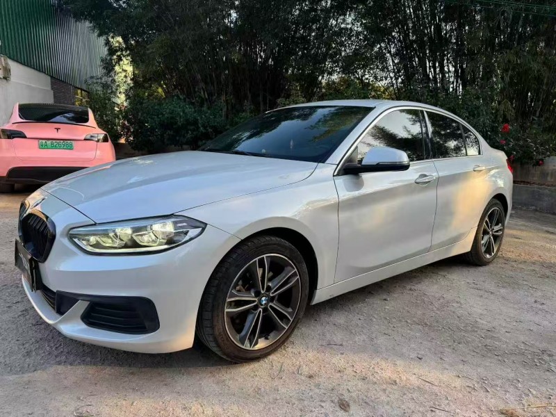 广州20年宝马1系3