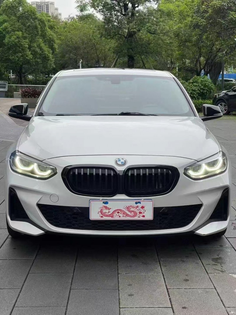 佛山22年宝马1系1