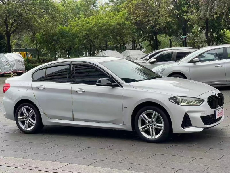 佛山22年宝马1系2