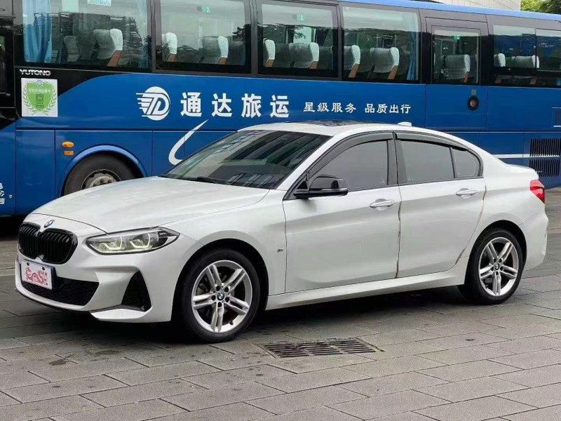 佛山22年宝马1系3