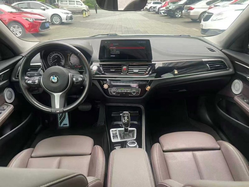 佛山22年宝马1系4