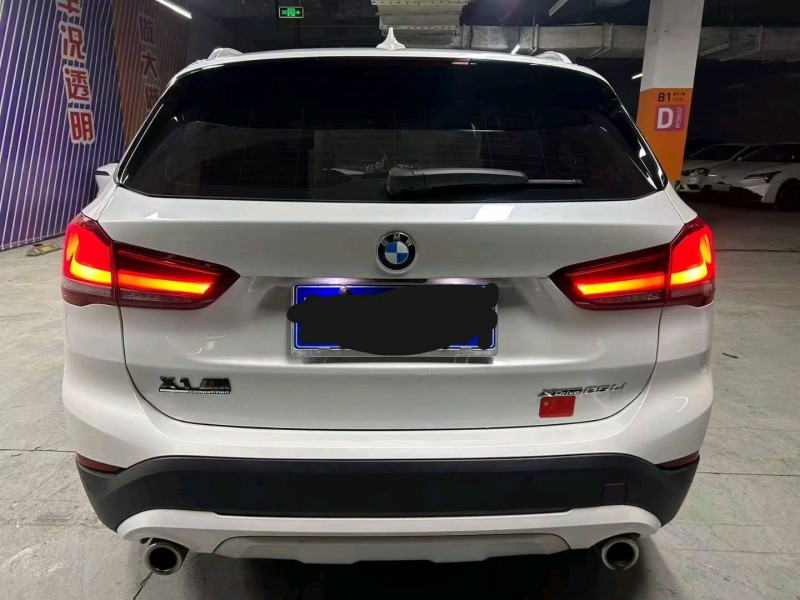 成都22年宝马X12