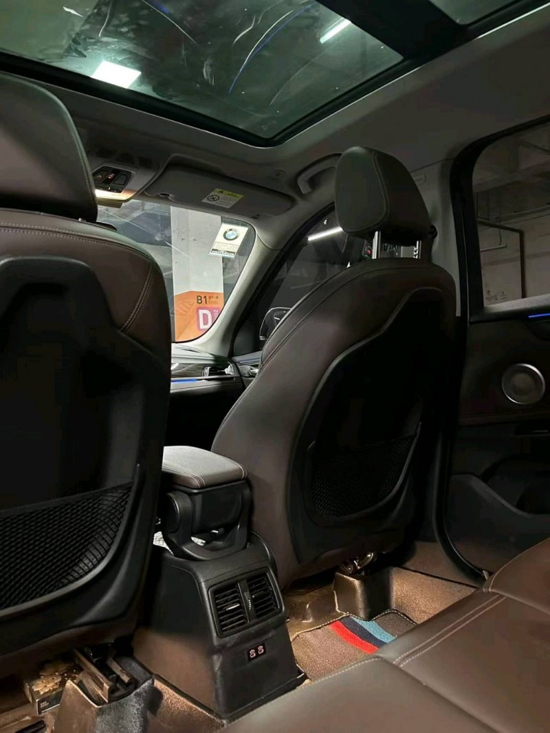 成都22年宝马X16