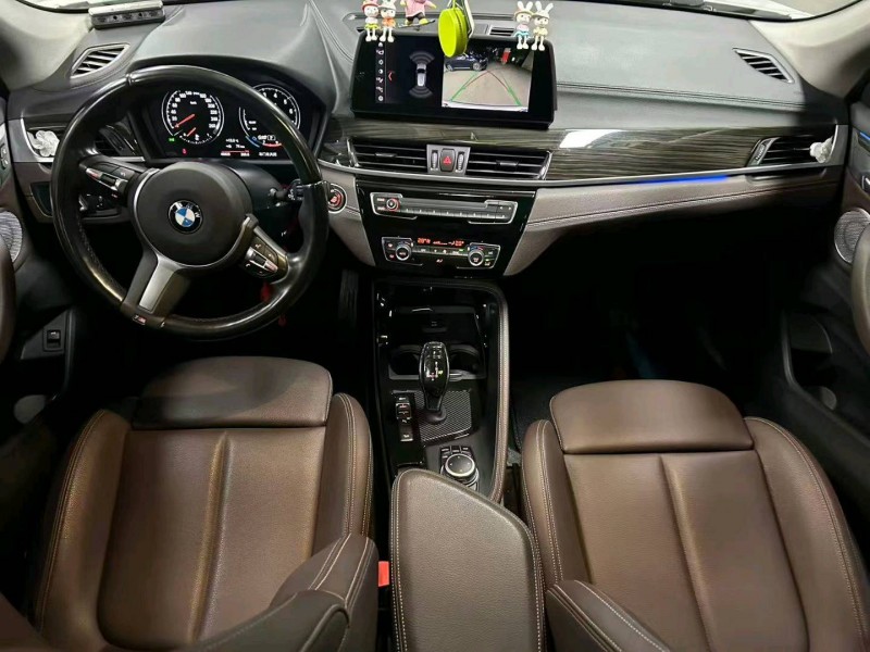 成都22年宝马X17