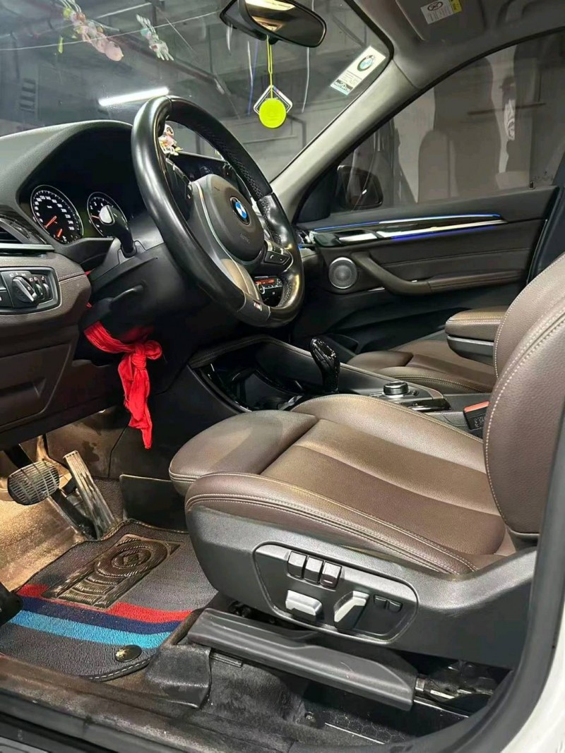 成都22年宝马X18