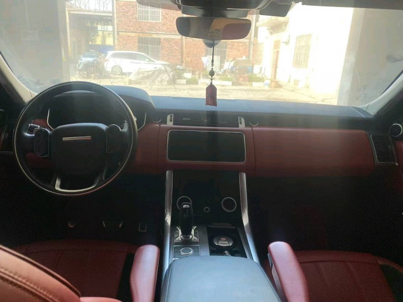 临沂21年路虎揽胜运动2