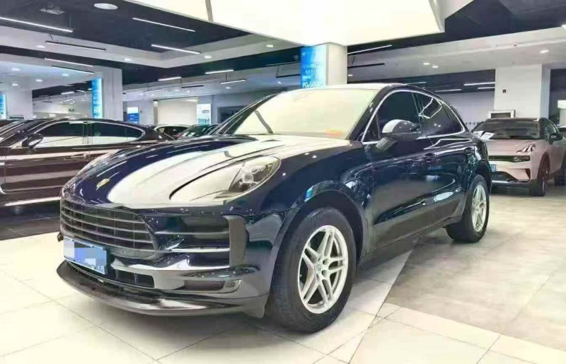 吉安20年保时捷Macan3