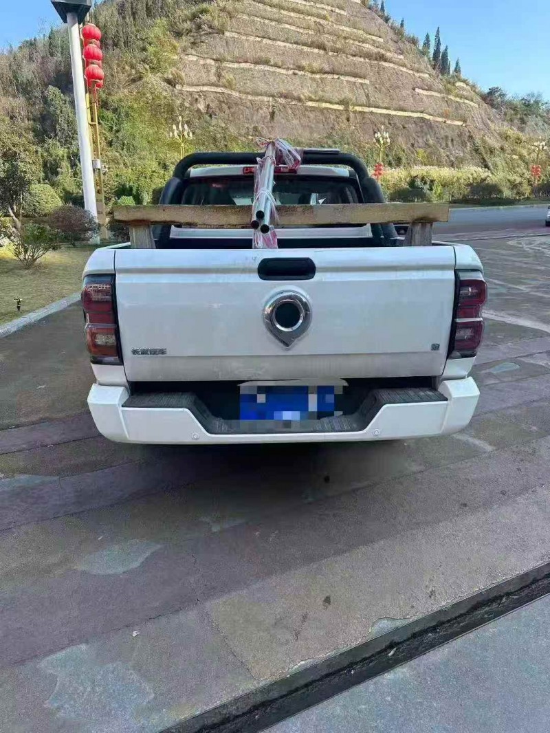 贵阳25年长城汽车炮 皮卡9