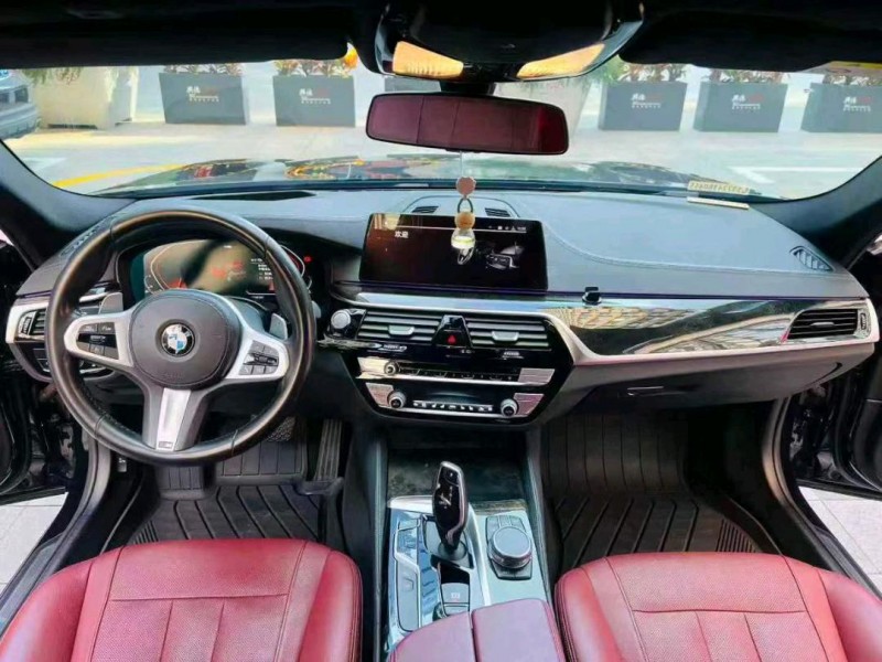 深圳20年宝马5系4