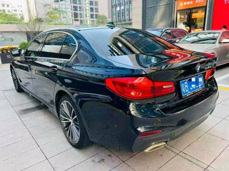 深圳20年宝马5系9