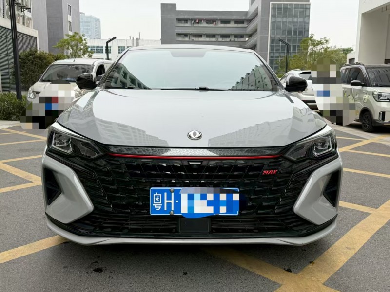 深圳22年东风奕炫1