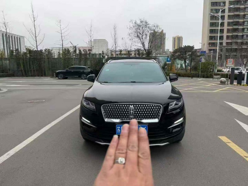潍坊19年林肯MKC1