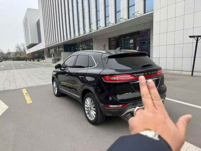 潍坊19年林肯MKC8