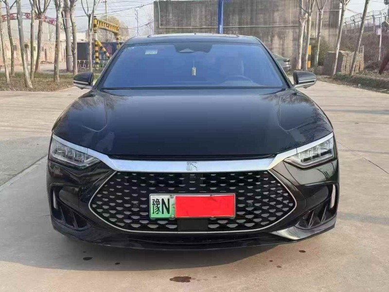 新乡22年比亚迪汉1