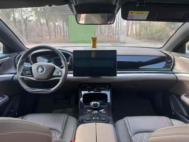 新乡22年比亚迪汉4