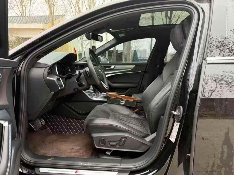 洛阳22年奥迪A6L8