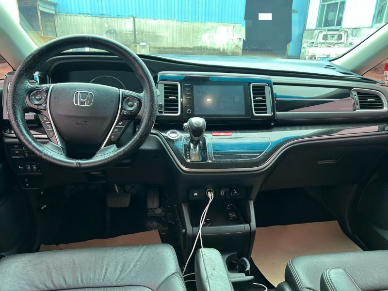 潍坊21年本田艾力绅8