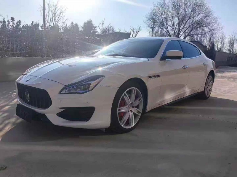 日照15年玛莎拉蒂总裁2