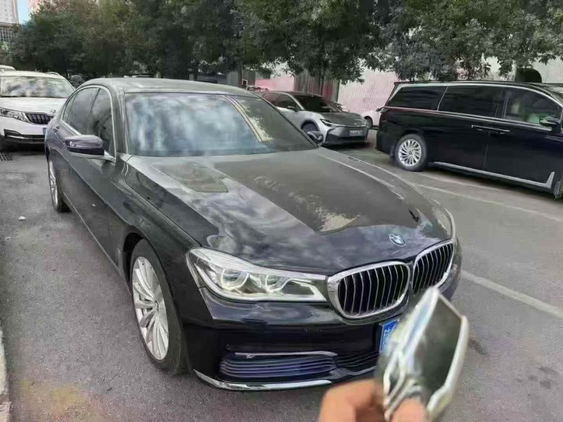 渭南16年宝马7系3