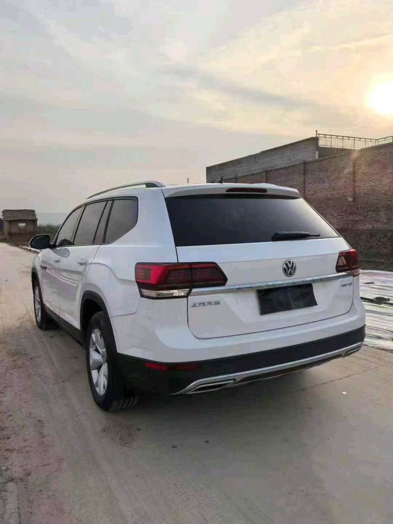 宝鸡20年大众途昂8