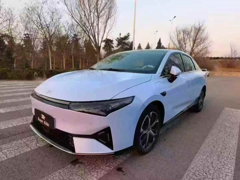 济宁22年小鹏汽车P52