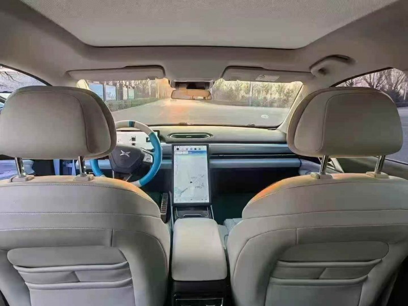 济宁22年小鹏汽车P55