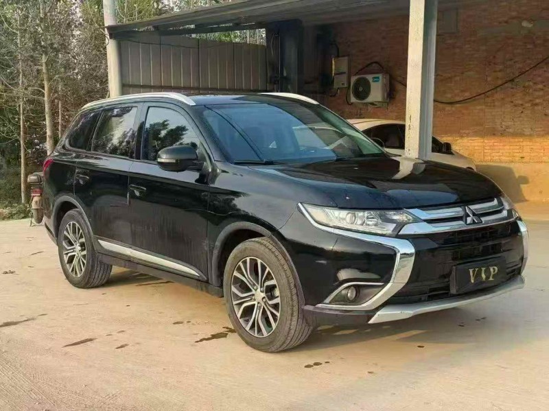 焦作18年三菱欧蓝德3