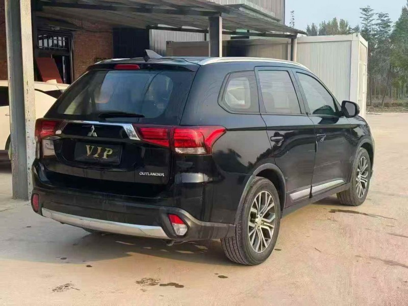 焦作18年三菱欧蓝德7