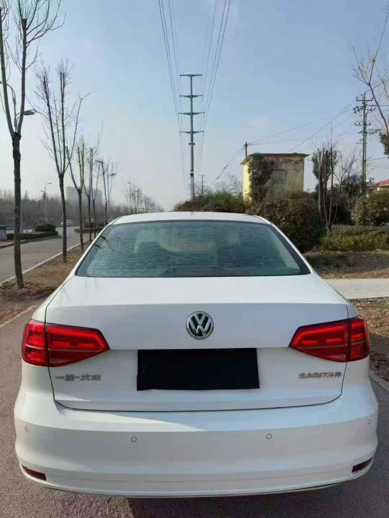 枣庄16年大众速腾9