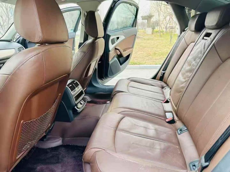 济宁19年奥迪A6L4