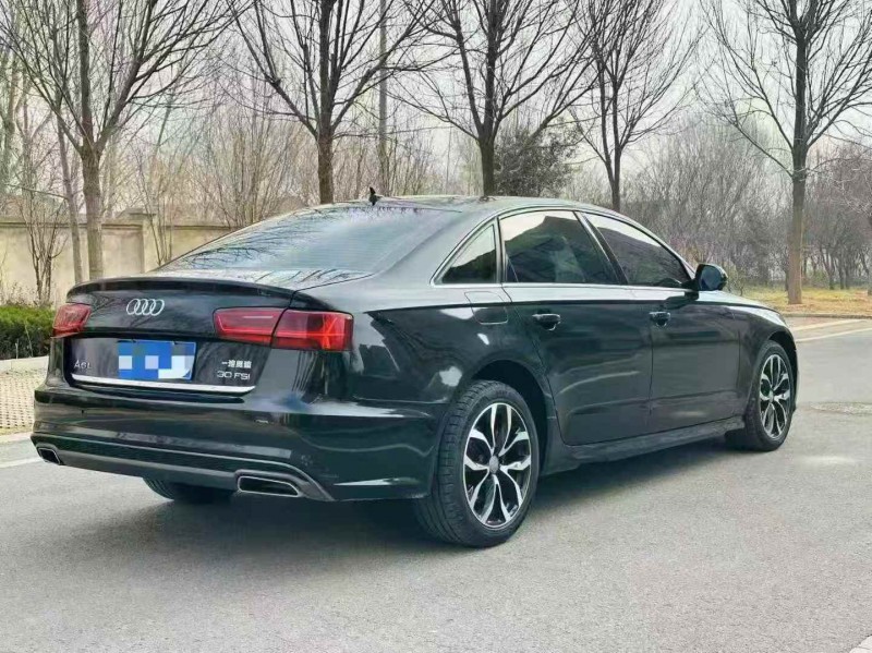 济宁19年奥迪A6L7