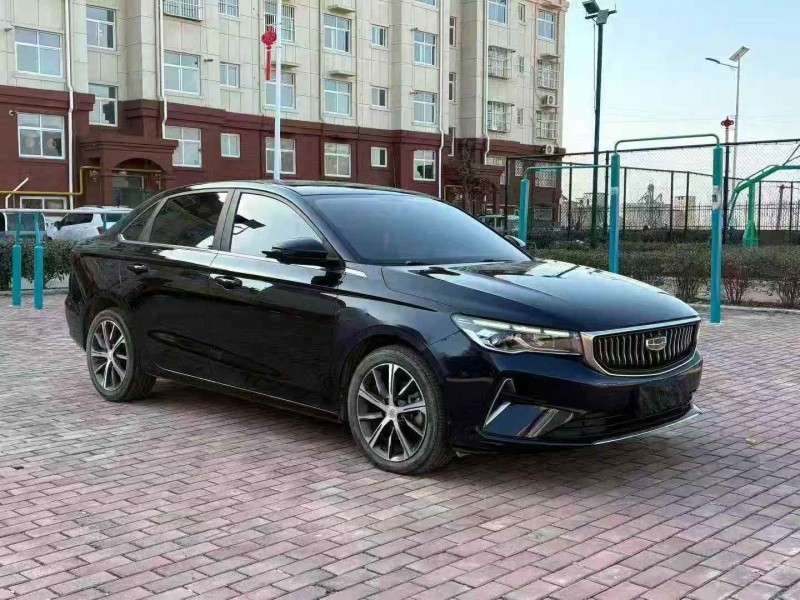 东营23年吉利帝豪3