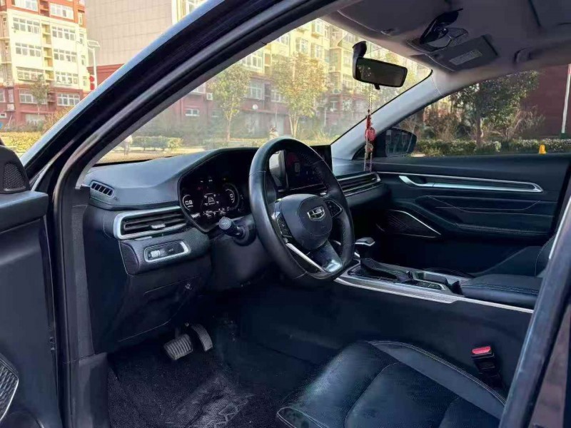 东营23年吉利帝豪4