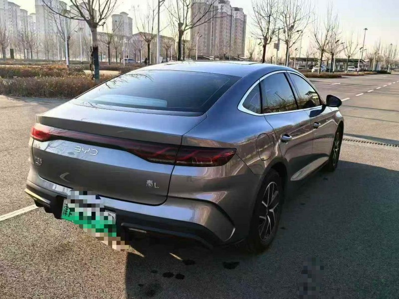 天津24年比亚迪秦8