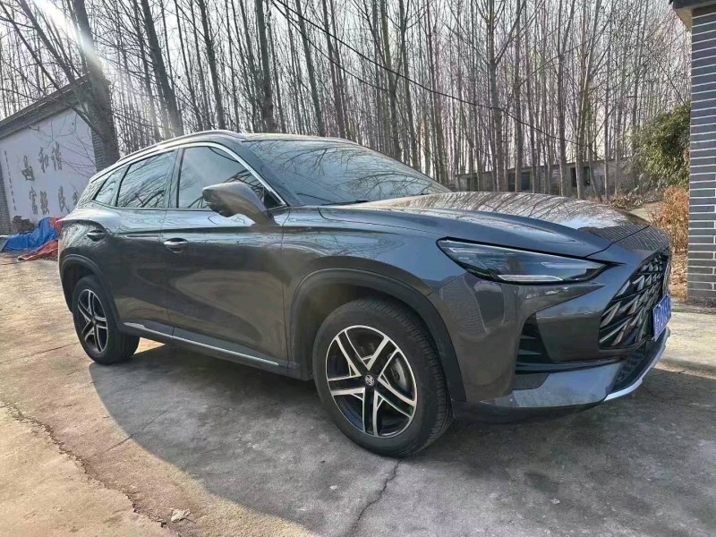 济宁24年名爵ONE2