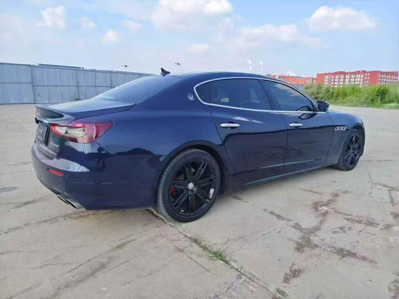 鄂州19年玛莎拉蒂总裁8