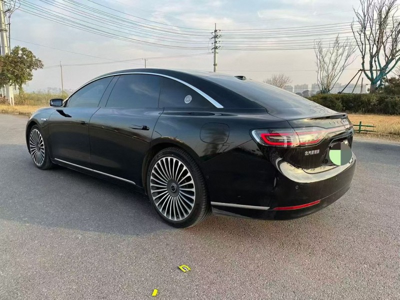 苏州24年华为智选享界7