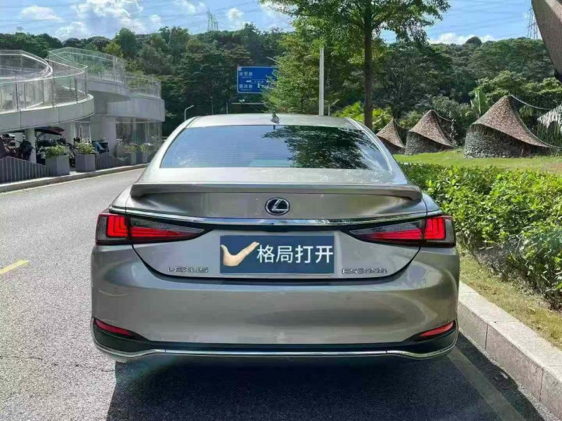 深圳21年雷克萨斯ES9