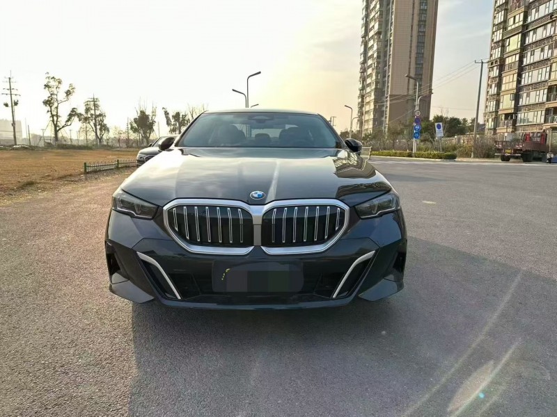 苏州24年宝马5系1