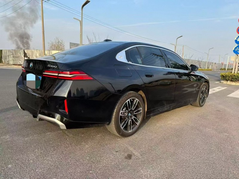 苏州24年宝马5系8