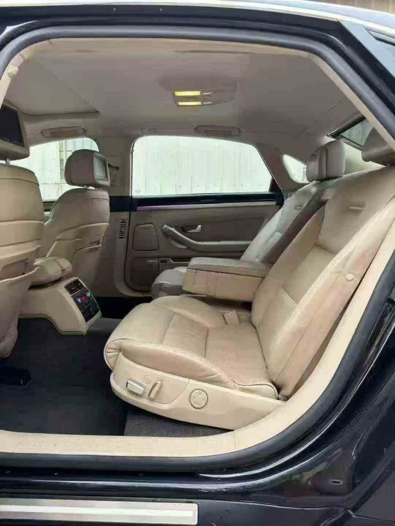 三明08年奥迪A8L4