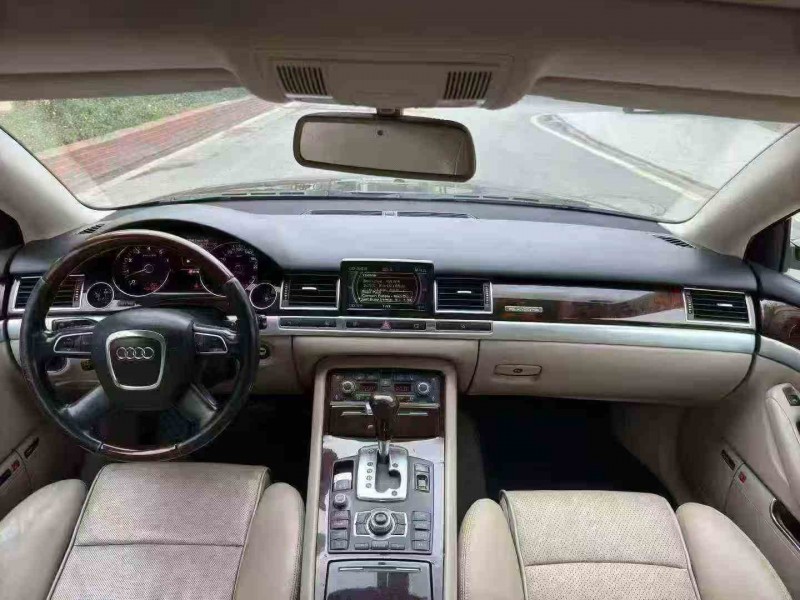 三明08年奥迪A8L6