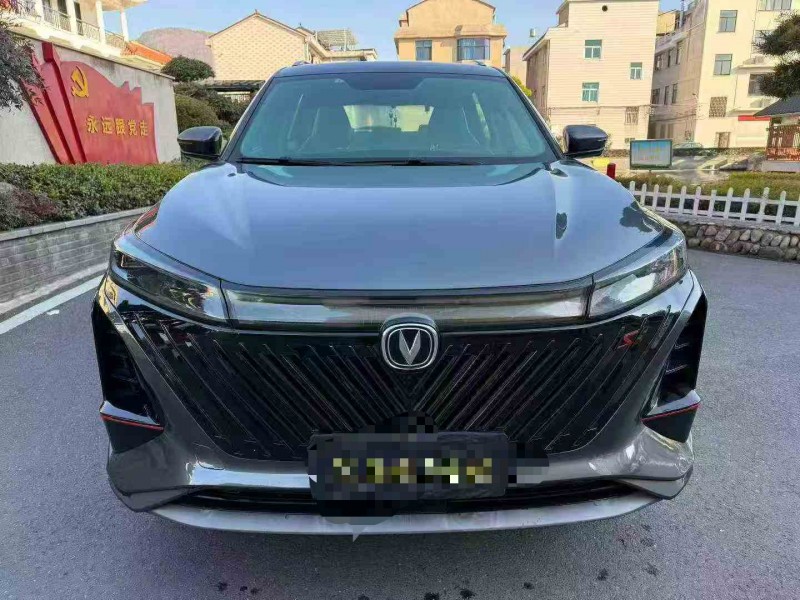 金华22年长安汽车CS751