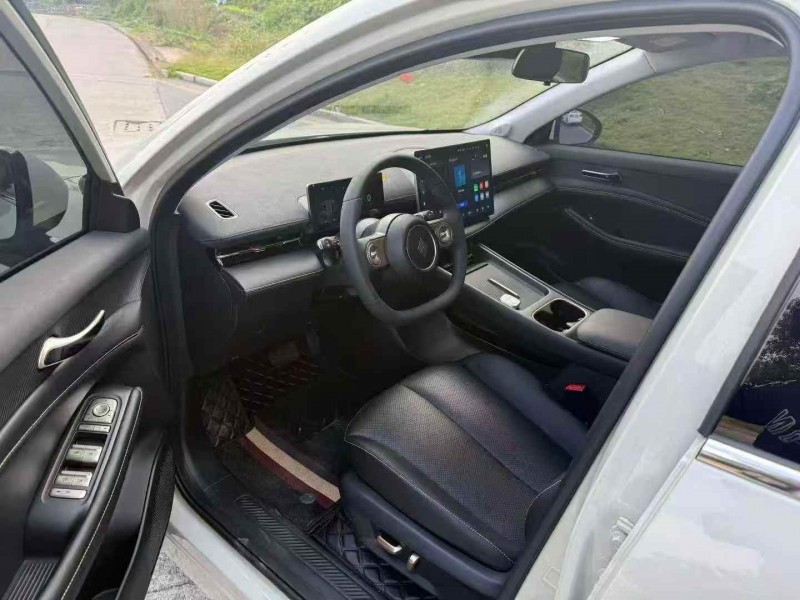 南平25年宝骏云海4