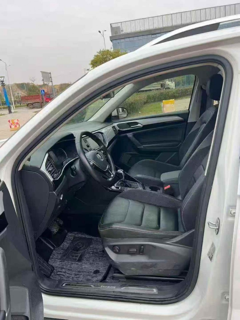 贵港19年大众探岳4