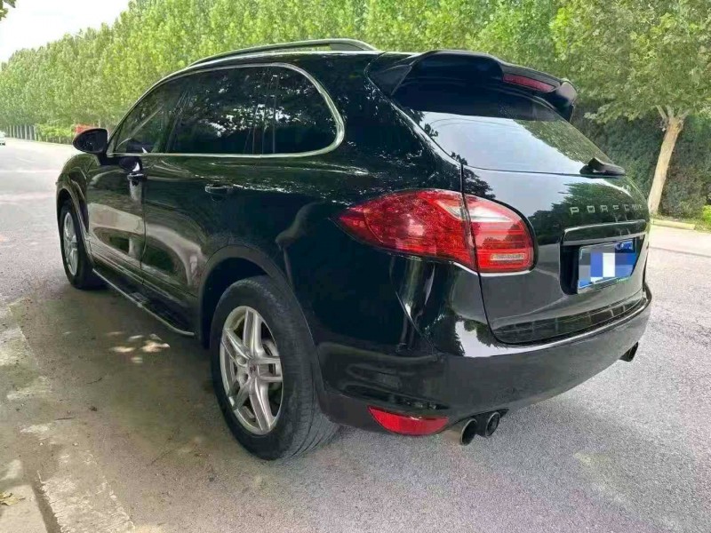 秦皇岛13年保时捷卡宴8