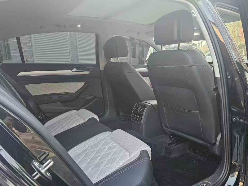 济宁24年大众迈腾6